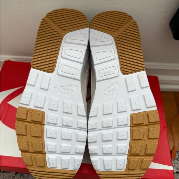 NIB Women's Nike Air Max SC Sneaker - Picture 7 of 7